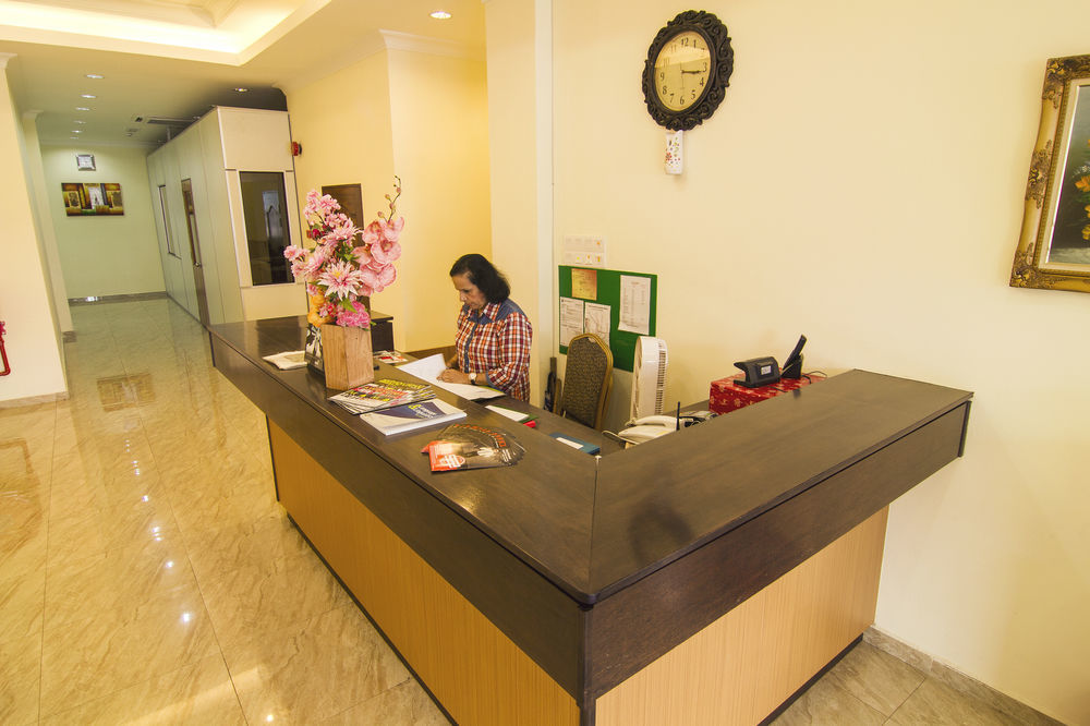 Oyo 327 Buddys Hotel Kuala Lumpur Kültér fotó